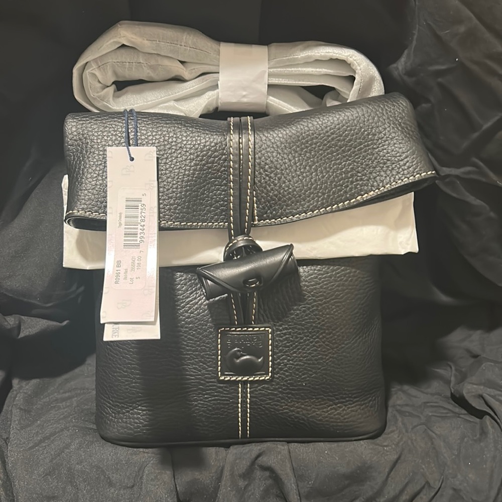 brand new dooney and bourke crossbody